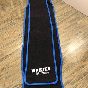 Waist trainer